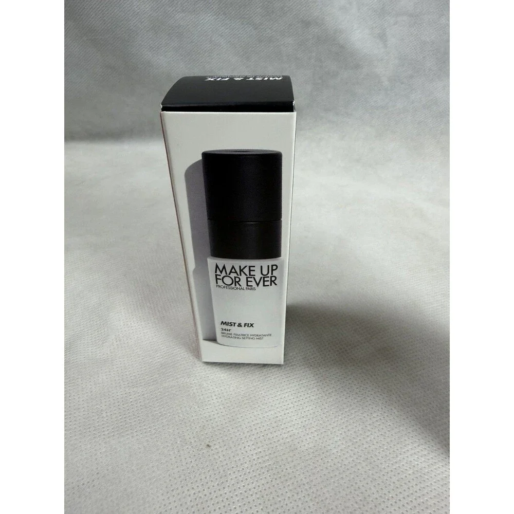 Make Up Forever Professional  Poor Minimize And Make Up Forever Mist & Fix NEW